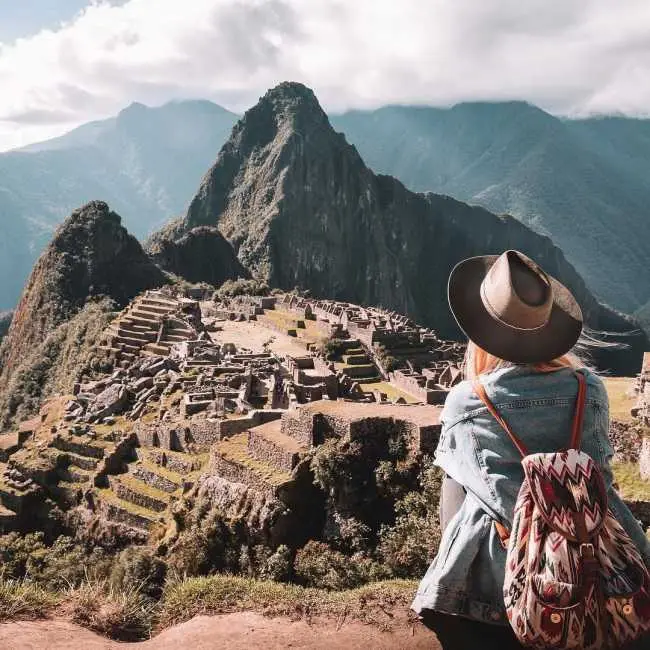 tour machupicchu by car 2 dias 1 noche