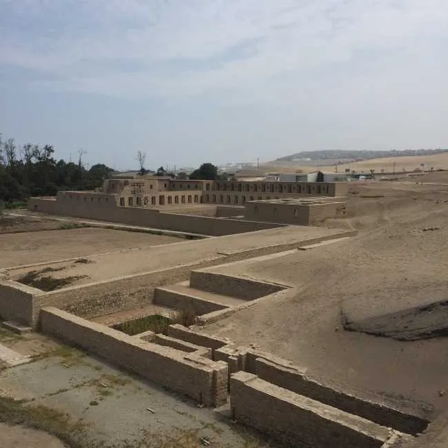 complejo-arqueologico-pachacamac-650x650